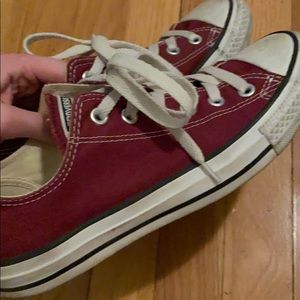 Maroon converse